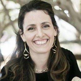 Roni Zimmer Doctori at Education Design International